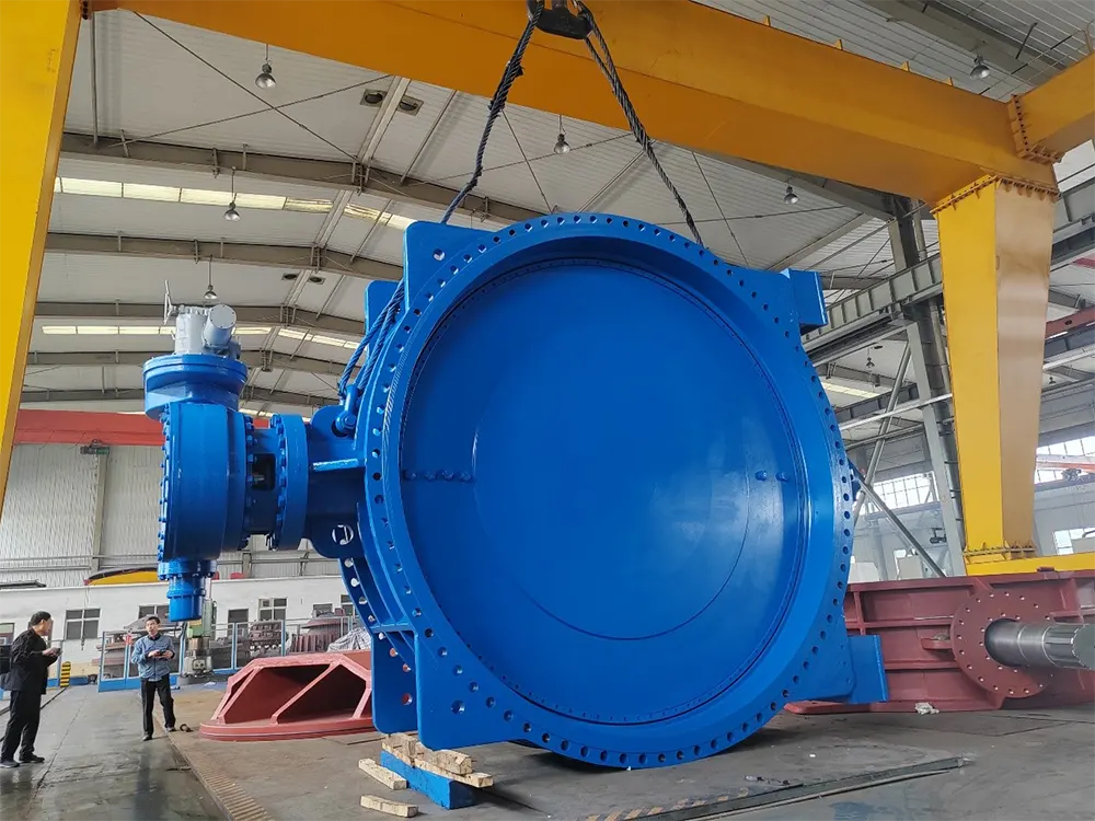 Van bướm mặt bích kích thước lớn